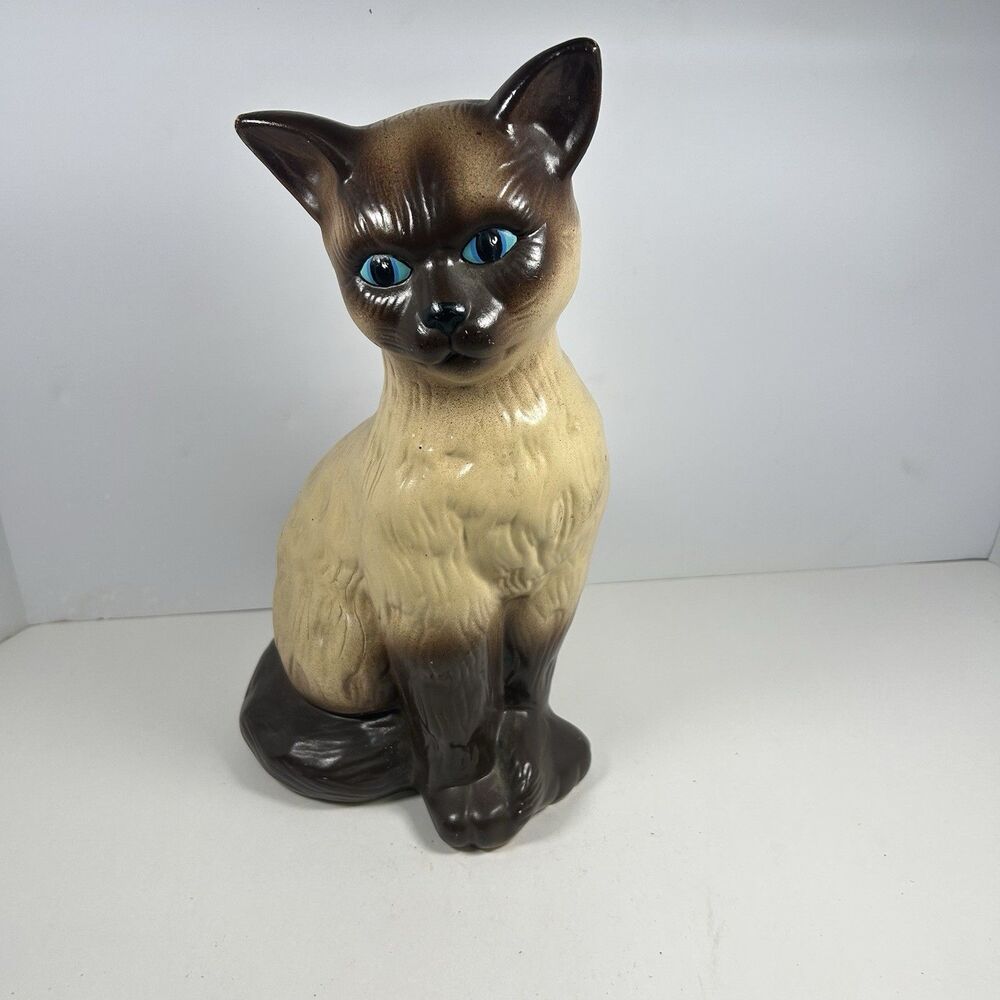 Vintage 1982 Hand-Painted Ceramic Siamese Cat Statue